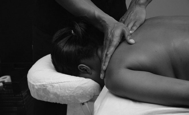 스웨디시 마사지 뜻과 이점: 스웨디시 특징, 업체 정보, 코스 비교 및 후기에 대한 총정리 (2023)